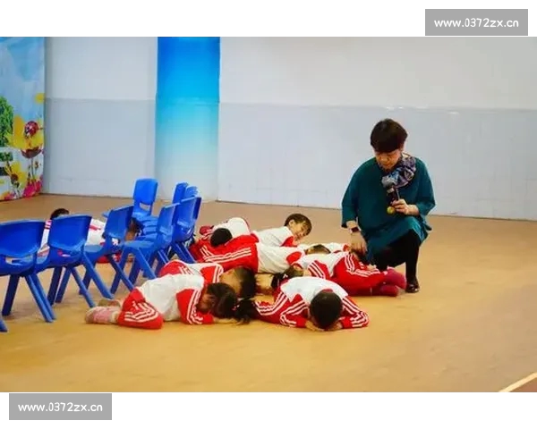 从零基础到高手进阶的系统化羽毛球教学全攻略与实战技巧解析课程指南 从零基础到高手进阶的系统化羽毛球教学全攻略与实战技巧解析课程指南